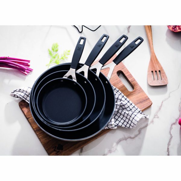 Teflónová panvica Masterpro Striebristý Nerezová oceľ (Ø 24 cm)